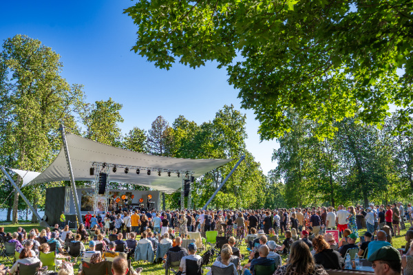 keikat konsertit puistokeikat puistokonsertit laukon kartano laukon kesä 2027 kausikortti keikkalippu tampere pirkanmaa kesämenot