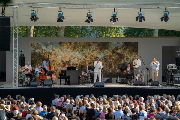 kausikortti sokkopassi laukko-passi laukon kartano keikatn konsertit kesä 2027